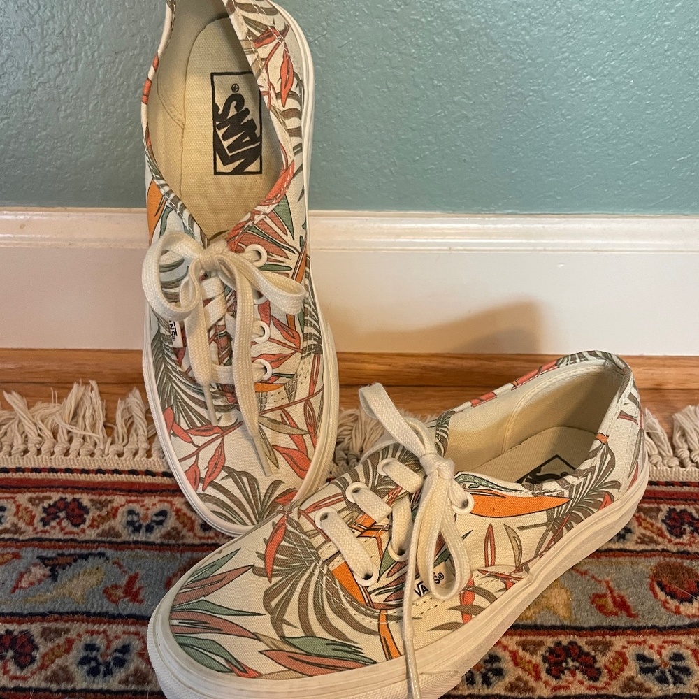 Vans Lace-up Sneakers